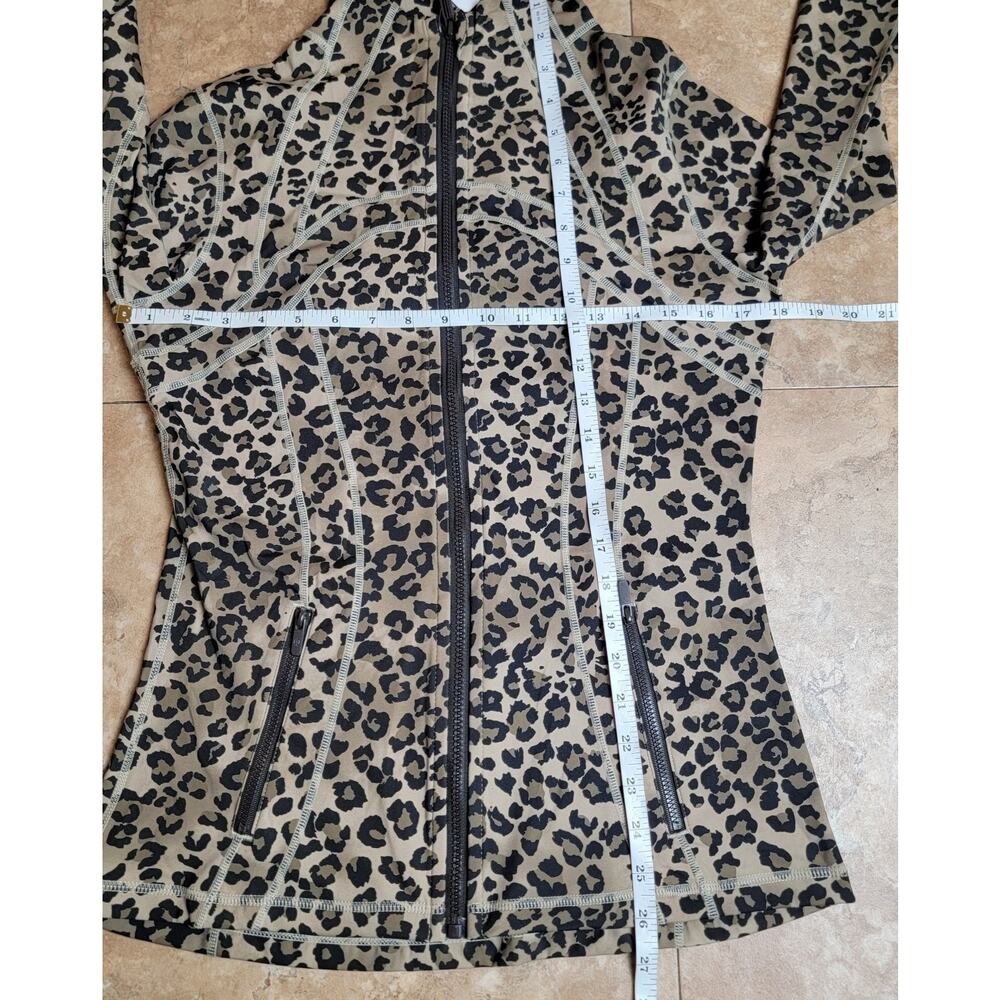 Lululemon Sz 10 Animal Print Defined Jacket Shorts Brown Leopard Set Activewear - Picture 7 of 16